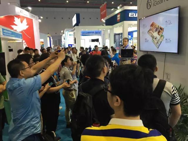 致果新品魅力闪耀2017上海国际空气新风展
